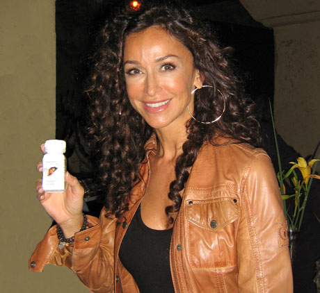 Sofia Milos with Leading nutritionists are calling Asphalia for Natural 