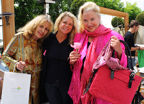 Sally Kirkland shows support for breast cancer research dressed in pink.