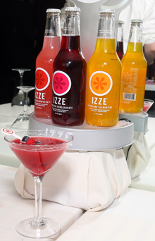 IZZE Sparkling Beverage, IZZE WASSER