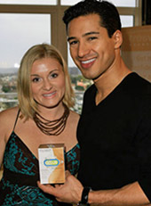Lindsey Carnett, Mario Lopez at the 2008 Silver Spoon Oscar gift suite. 