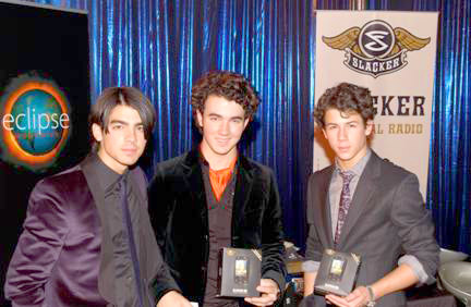 Jonas Brothers in the gift lounge atThe Jonas Brothers at "An Evening with Justin Timberlake and Friends. 