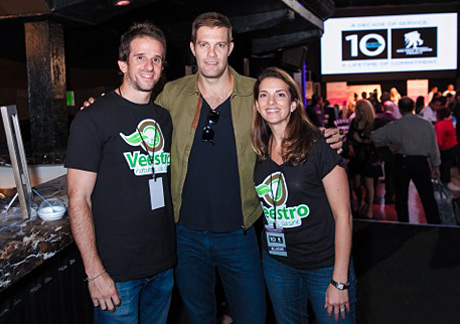 Actor-Geoff-Stults-with-Veestra