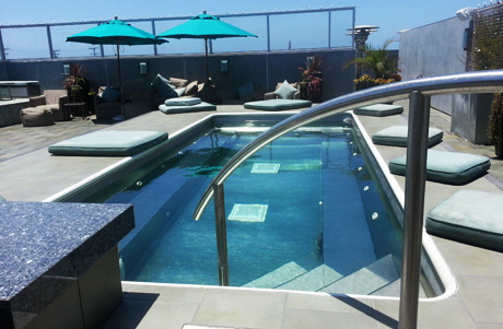 rooftop-pool
