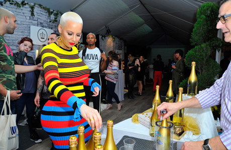 Amber Rose with 24K gold Wine