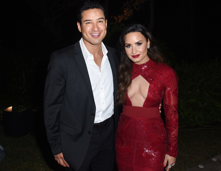 Mario Lopez and Demi Lovato