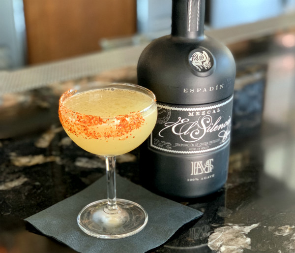 Celebrate Cinco De Mayo With Mezcal El Sliencio Cocktails