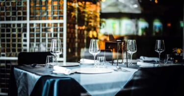 LA Restaurants reopen