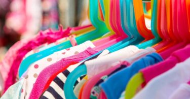 5 Tips for Buying the Best Baby Clothes While Expecting