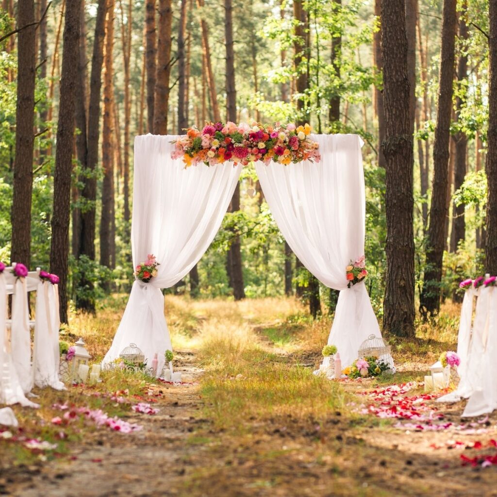 Unique Outdoor Wedding Themes To Consider