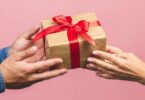 Be a Friend: The Proper Etiquette for Giving a Gift
