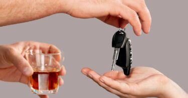 Best Tips for Avoiding Drinking-and-Driving Situations