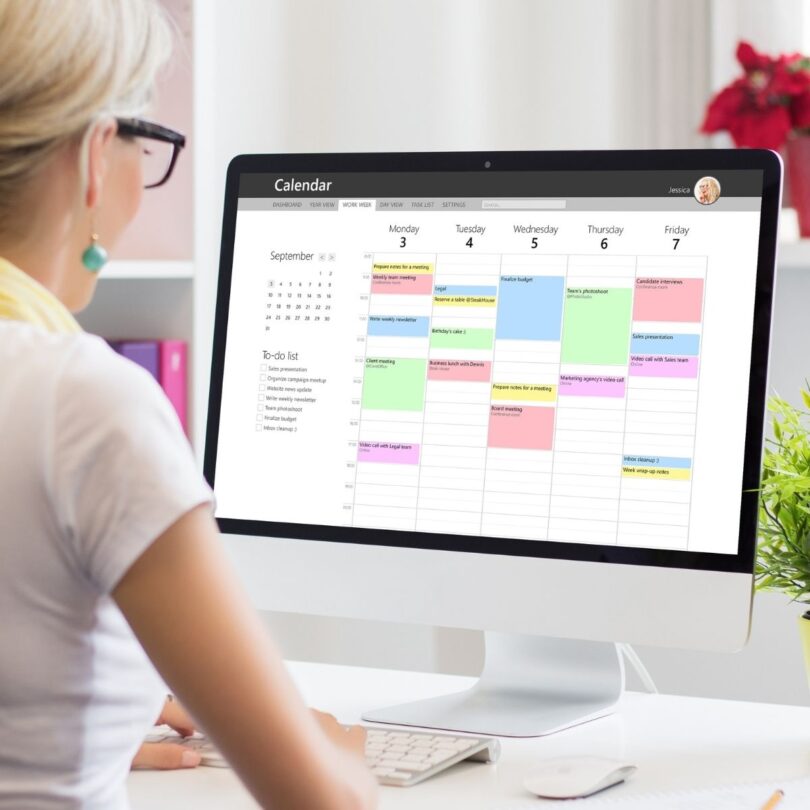 A List of New Year’s Resolutions To Keep Your Life Organized