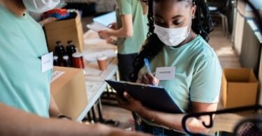 3 Great Ways To Give Back During the Holidays