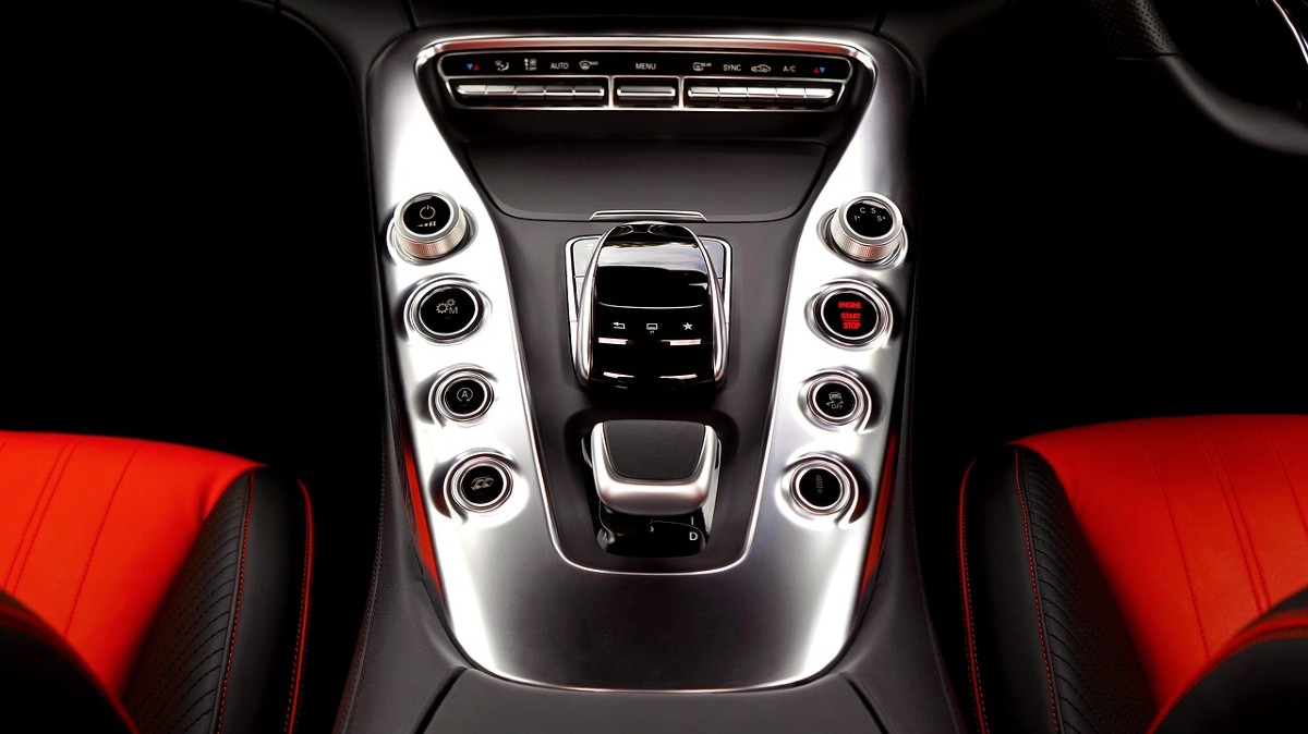 10 Car Features That Have Modified the Way We Drive - LA's The Place ...