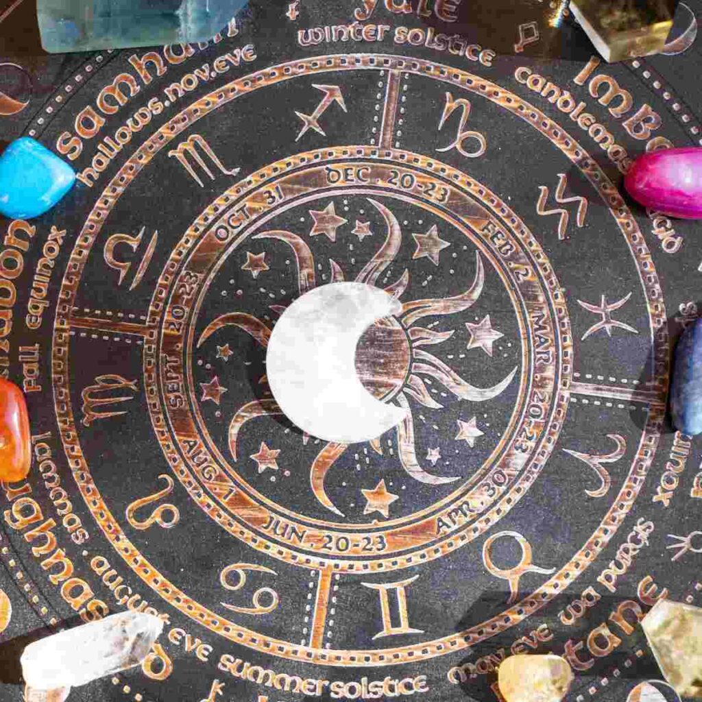 5 Awesome Gifts for the Astrology-Lover in Your Life