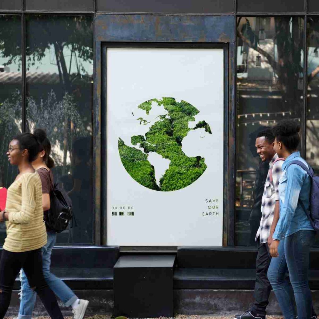 Traditional Versus Digital Signage for Your Business