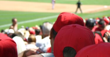 What Are Some Fan Faux Pas at a Baseball Game?