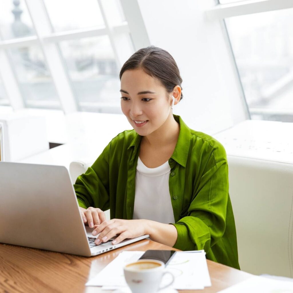 Trends To Consider When Running an E-Commerce Business