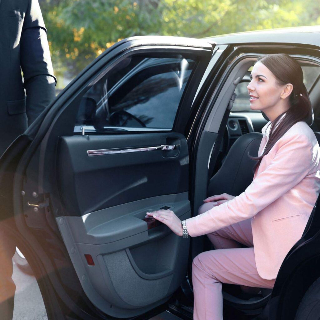 Reasons To Choose a Private Car Service Over Uber