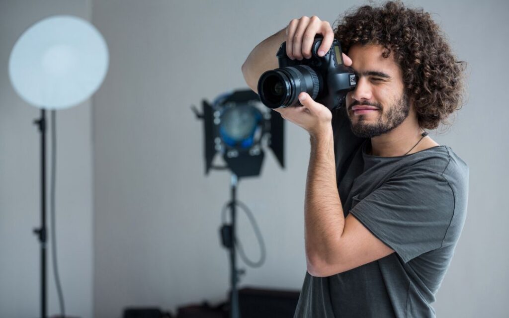 Top 4 Skills You Need To Become a Professional Photographer