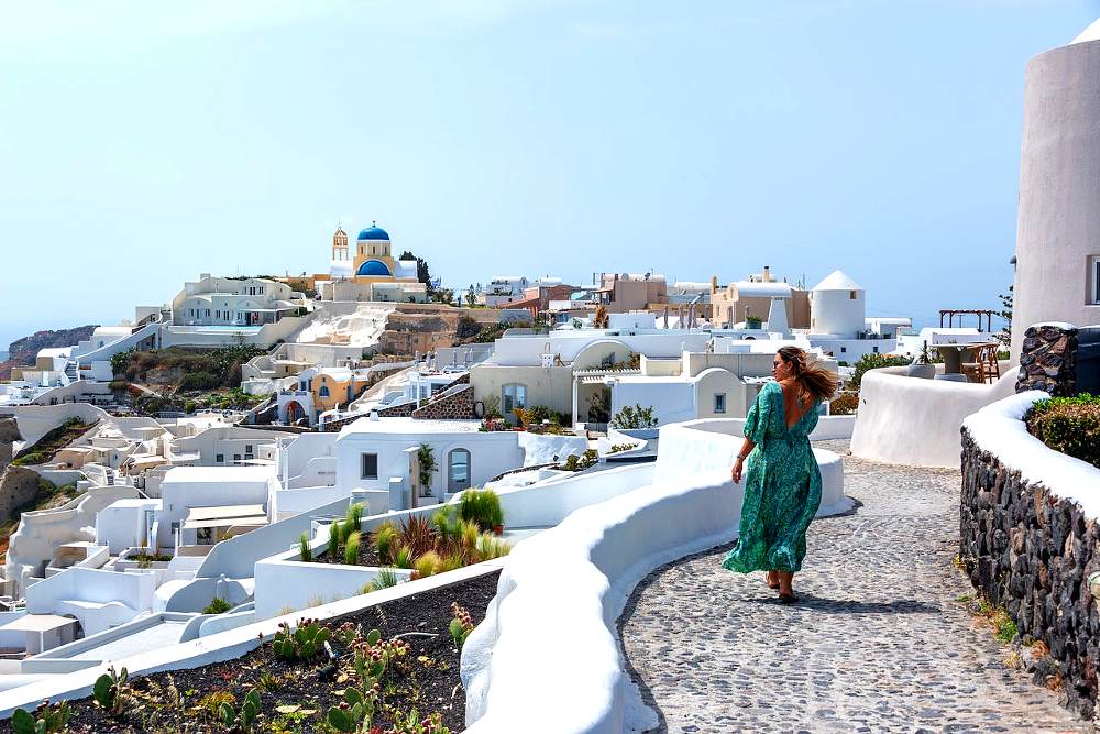 romantic vacation Santorini Greece