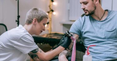 How To Start a Freelance Career as a Tattoo Artist
