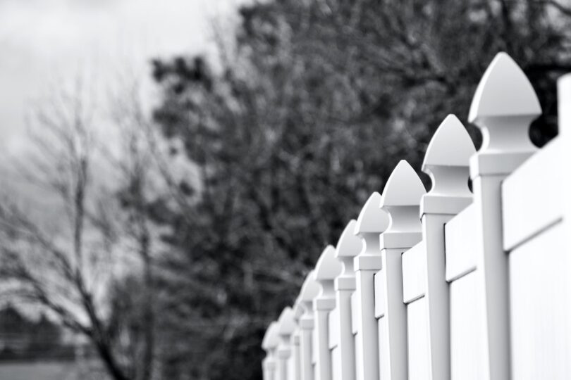 vinyl fences