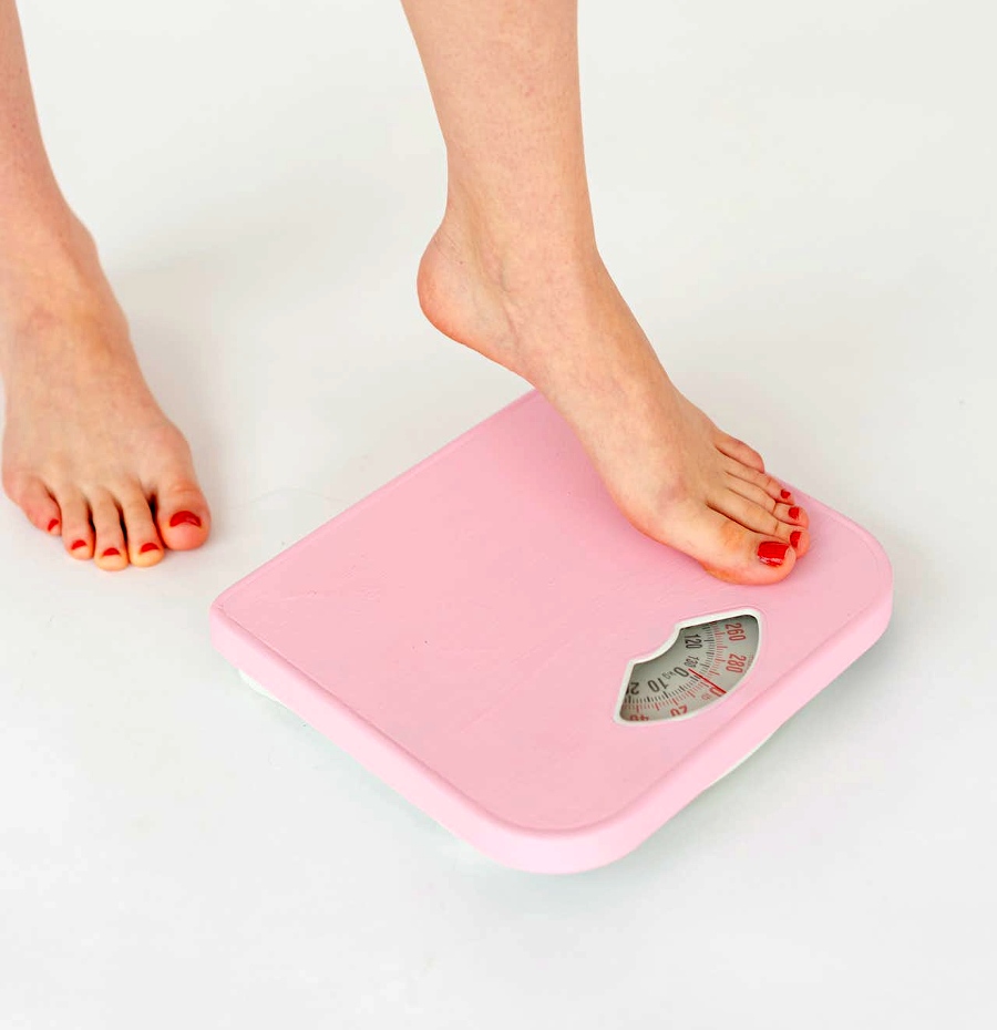 Weight Control: Traditional Methods vs. Bariatric Surgical Solutions
