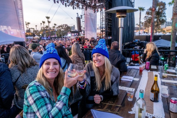 DAOU SideStage dining at BeachLIfe Festival 2024 DAOU SideStage dining at BeachLIfe Festival 2024