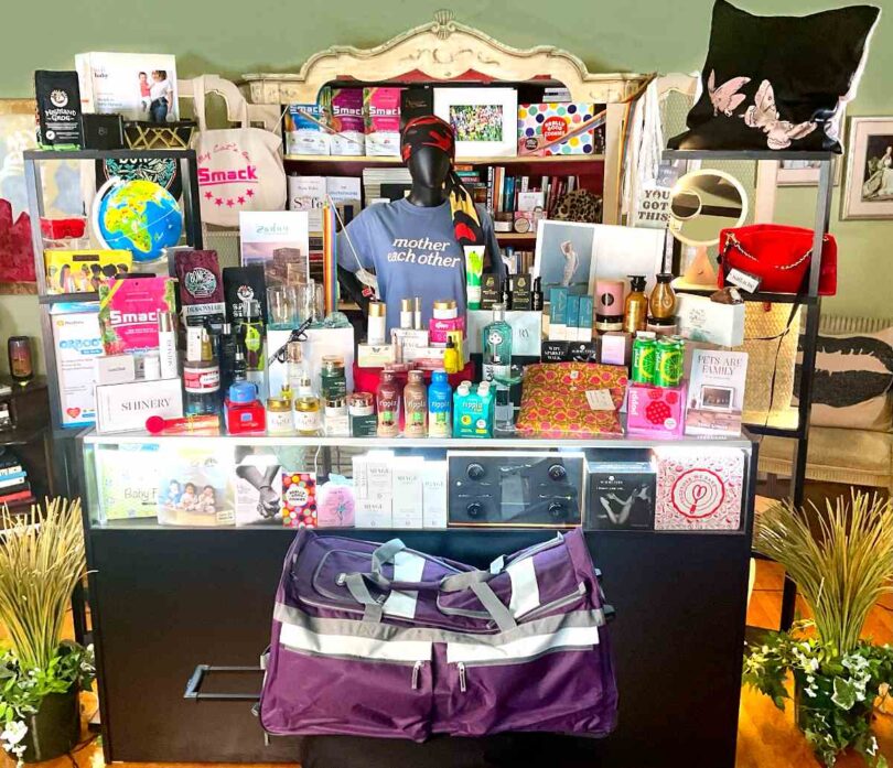 Distinctive Assets Mothers Day in Hollywood 2024