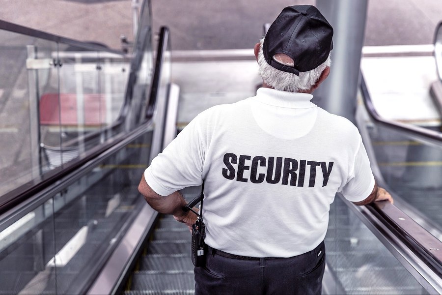 how security guards keep us safe