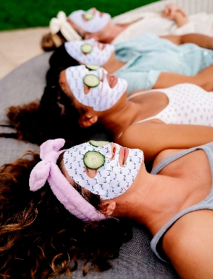 HumanKINDglow beauty products HumanKINDglow beauty products