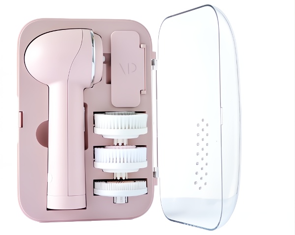 Vanity Planet's RAEDIA 2.0 cleansing brush Vanity Planet's RAEDIA 2.0 cleansing brush