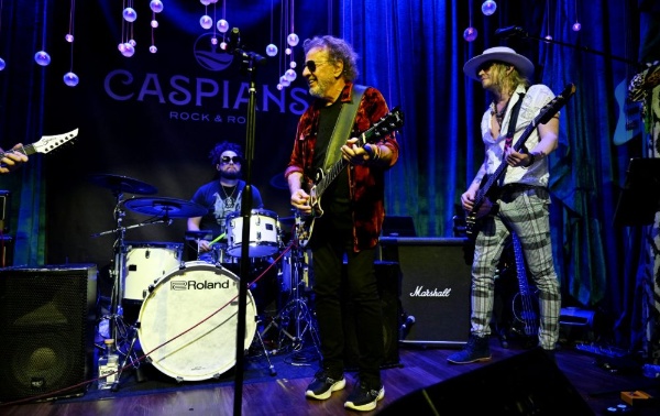 Caspian’s Cocktails & Caviar at Caesars Palace Las Vegas