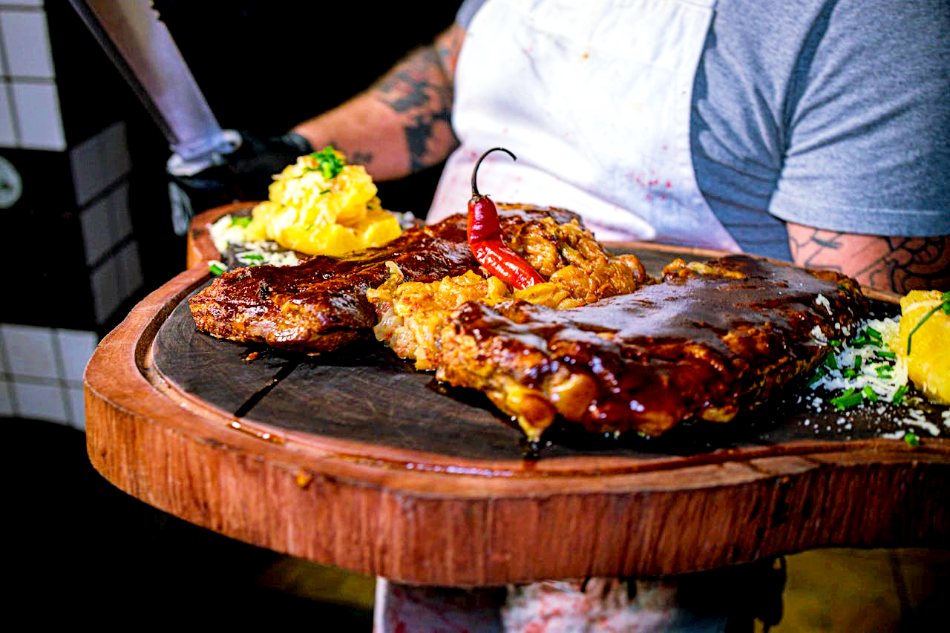 Saucy Rascals sauce sampler