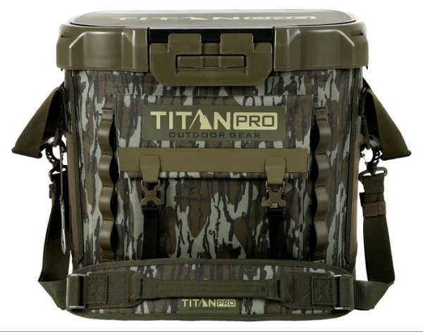 Titan PRO 36 Can High Performance 100% Leak Proof, Waterproof, Airtight Cooler Titan PRO 36 Can High Performance 100% Leak Proof, Waterproof, Airtight Cooler