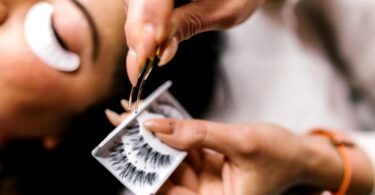 Lash Growth Mascara or Lash Extensions