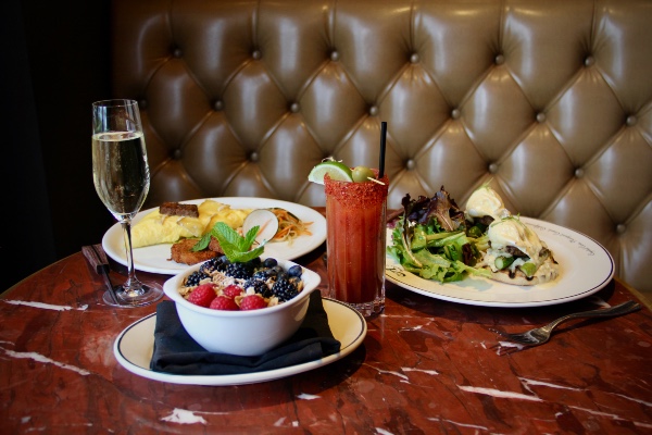 A Crystal Cove in Newport Beach A Crystal Cove in Newport Beach