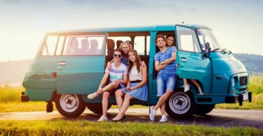 travel safety tips for long road trips
