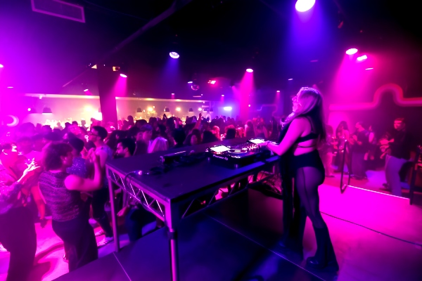 Camille’s at The Bellwether Downtown Los Angeles Photo: Andrew Galvez