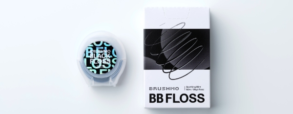 Brushmo dental brush and floss Brushmo dental brush and floss