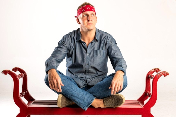 Sonny Sides of the Best Food Ever Review ShowTHE ANDREW ZIMMERN DISCOVERY AWARD
