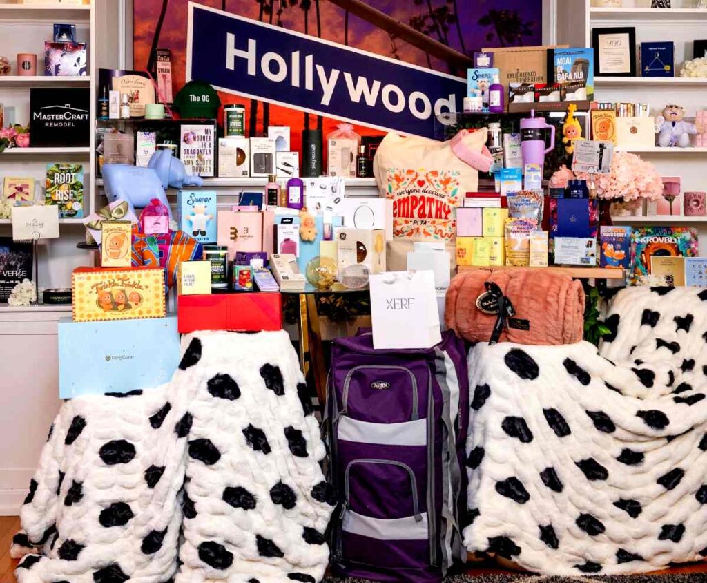 Mother's Day in Hollywood Gift Bag from Distinctive Assets