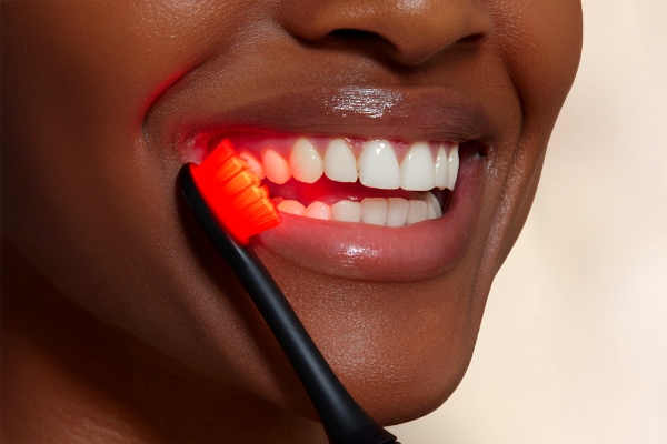 BON CHARGE Red Light Toothbrush he BON CHARGE Red Light Toothbrush